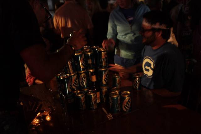bar can pyramid 4